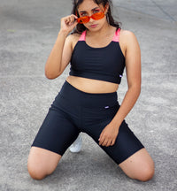 short bikers color negro vista delantera