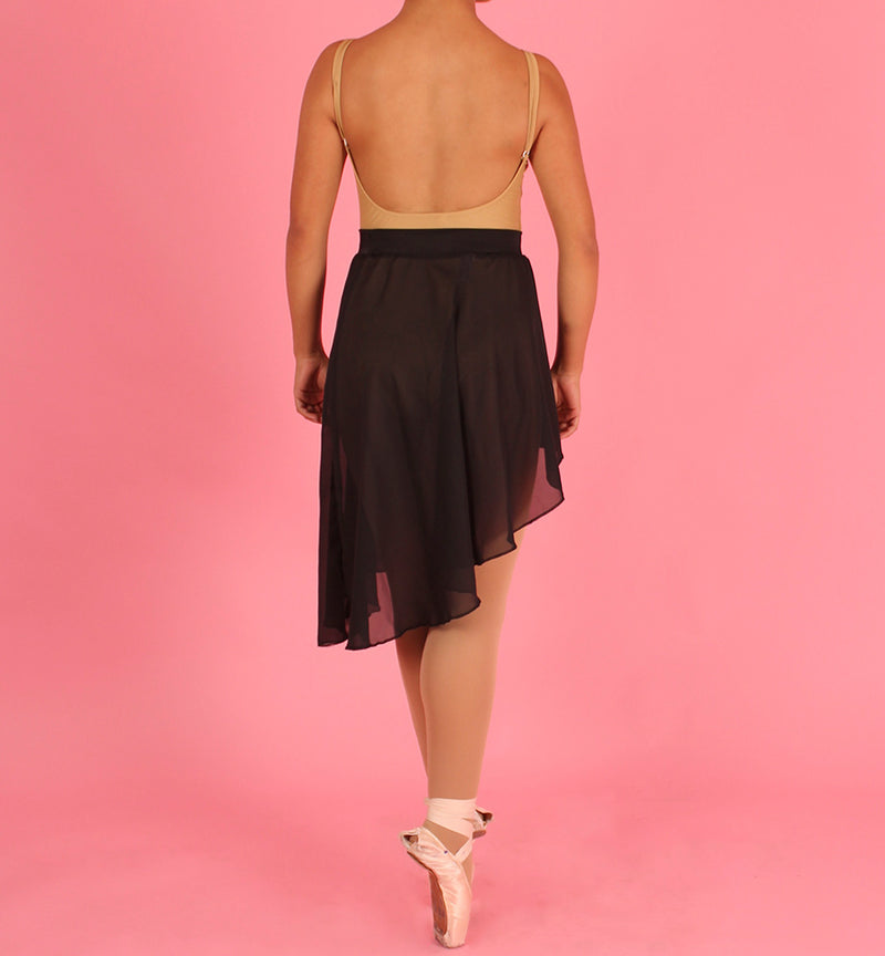 falda dama asimetrica color negro vista trasera